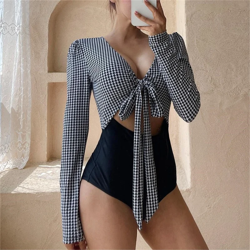 

Women's One-Piece Swimsuit Deep V Long Sve Thermal Simple id Design Cover up Sexy Belly Casual Swimwear Fixed Chest Pad