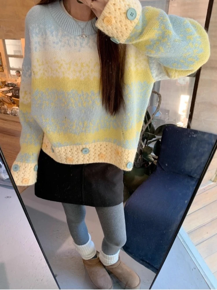 Autumn Korean Casual O Neck Long Sleeve Buttons Loose Gradient Color Knitted Pullovers