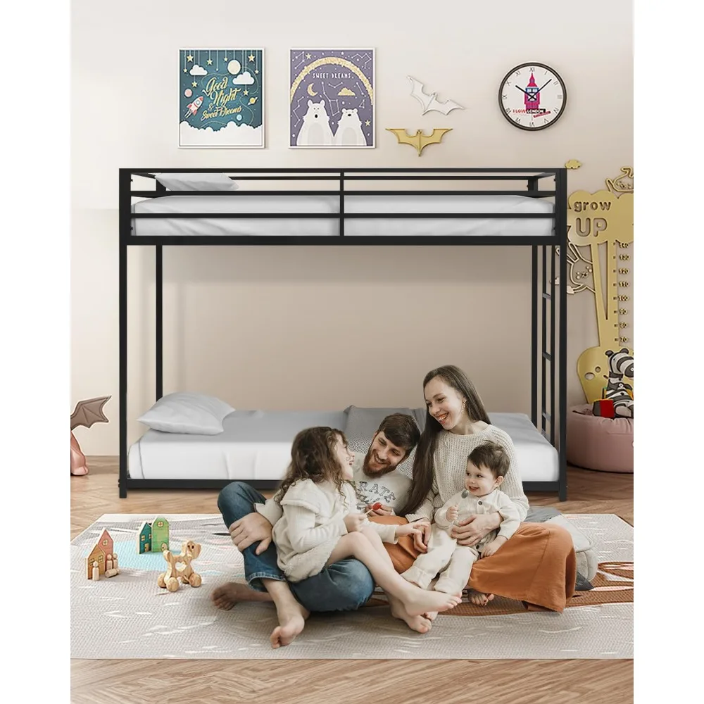 Metal Low Profile Bunkbed com escada lateral, Twin Over Twin Beliche, nenhuma mola de caixa necessária, fácil configuração, quadro de cama preta