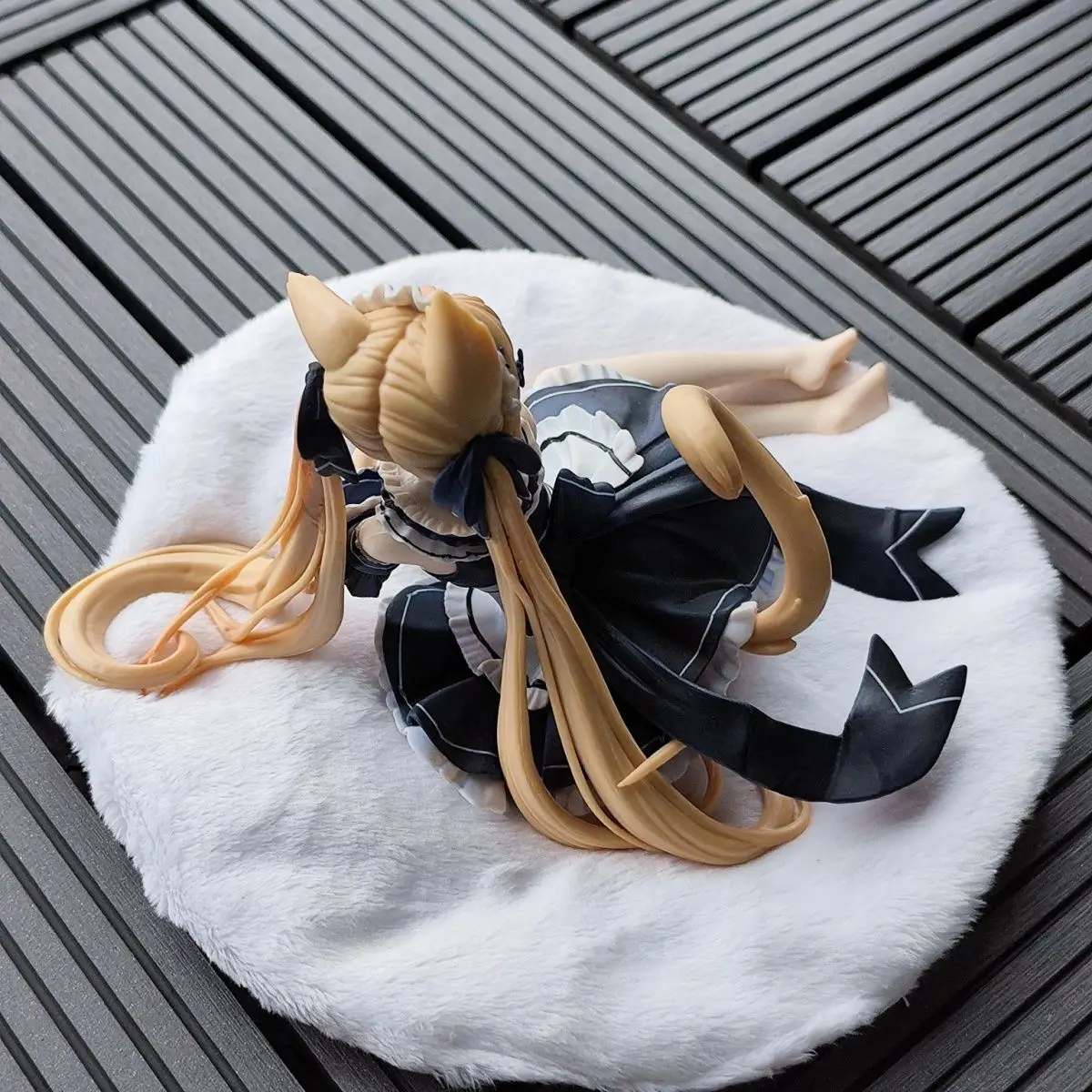 Jilijia Original Beauty Series Statue Serinas Figure Sitting Position Cartoon Model Collection Ornaments 23cm