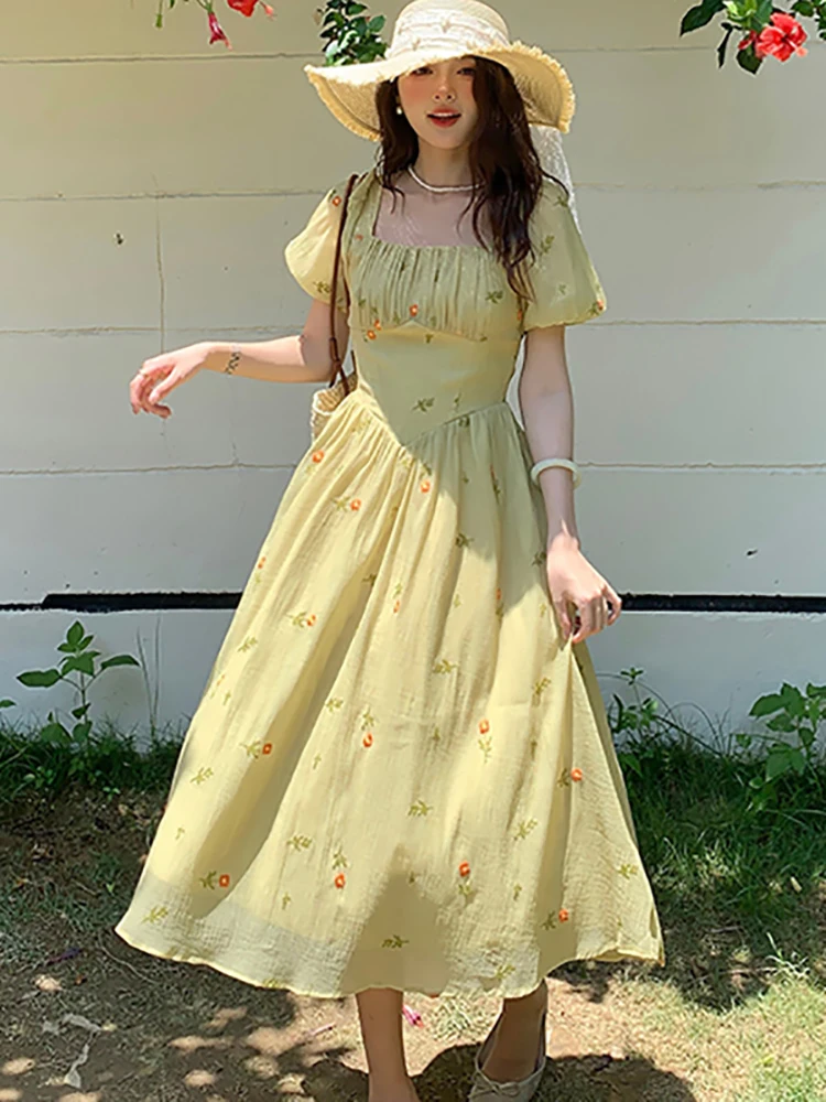 Letnia Zielona Elegancka Sukienka Długa z Haftem Kwiatowym Damska Bufiaste Rękawy Kwadratowy Dekolt Codzienna Sukienka 2025 Koreańska Sukienka Bodycon Wieczorowa