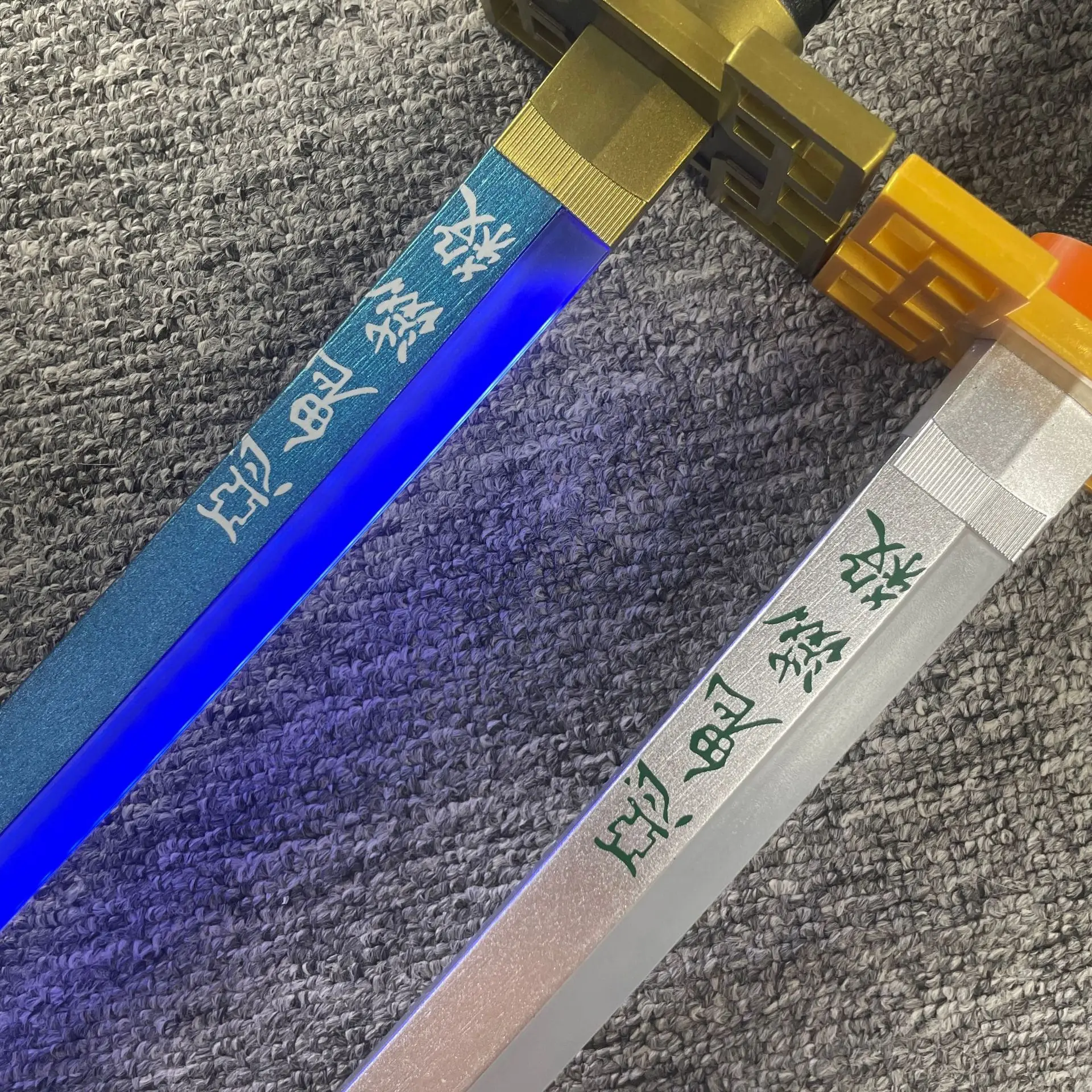 103cm Luminous Edition Nichirin Sword Anime Cosplay Prop Tomioka Giyuu Japanese Katana Agatsuma Zenitsu Samurai Sword Lightsaber view 4