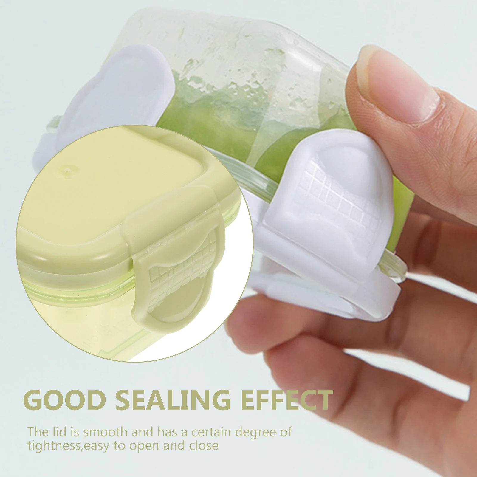 

4pcs Sealed Portable Storage Multi-Functional Kitchen Preservations For Fruits Snack Meal Boxes Dispenser Bento Sauce Sealed