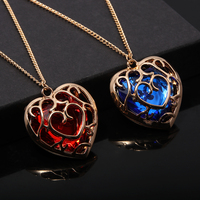 Zeldas Link Skyward Sword Heart Necklace Red Blue Big Heart Containers Crystal Pendant Necklace For Women Men Cosplay Jewelry