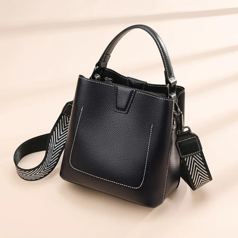 

Luxury Design New Luxury 2025 Women's Fashion Handbag Clutch Handbags Solid Casual New Arrival Women Shoulder Bags