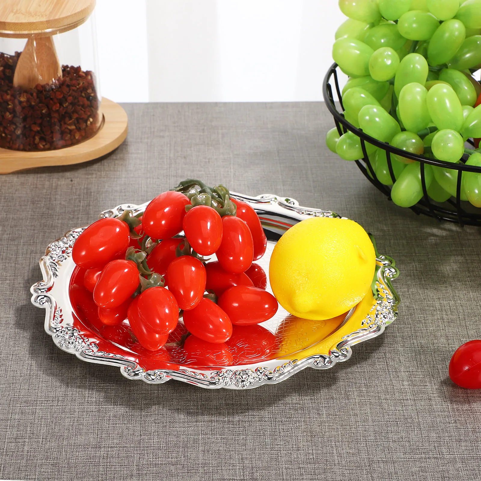 

Elegant Iron Dessert Plate Snack Dish Unbreakable Sturdy for Party Home Decor Fruit Platter Appetizer Tray