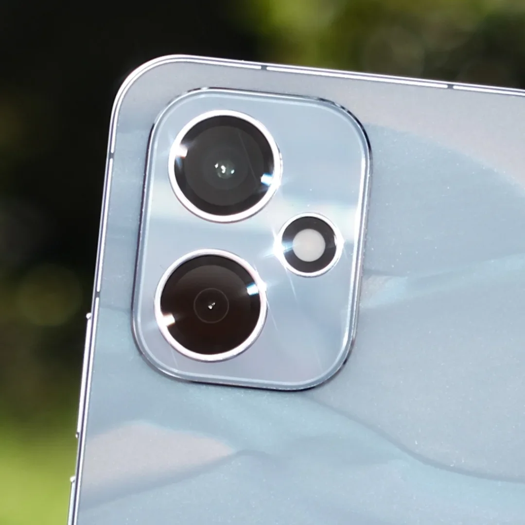 هاتف ذكي HONOR 400 5G Snapdragon 7 Gen 3 MagicOS9.0 كاميرا AI فائقة الوضوح بدقة 200 ميجابكسل وشاشة AMOLED مقاس 6.55 بوصة بقدرة 6000 مللي أمبير في الساعة 80 وات شحن فائق