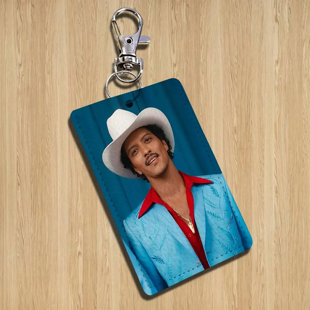 Cooler Bruno Mars T-The Romantic Cartoon Sänger Anime Kartenanhänger Mode-Anhänger Taschen-ID-Türkartenetui Buskartenetui Niedlich für Erwachsene