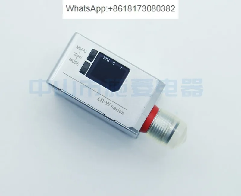 KEYENCE LR-W500C photoelectric switch sensor LR-W500C M12 connector 4-pin type