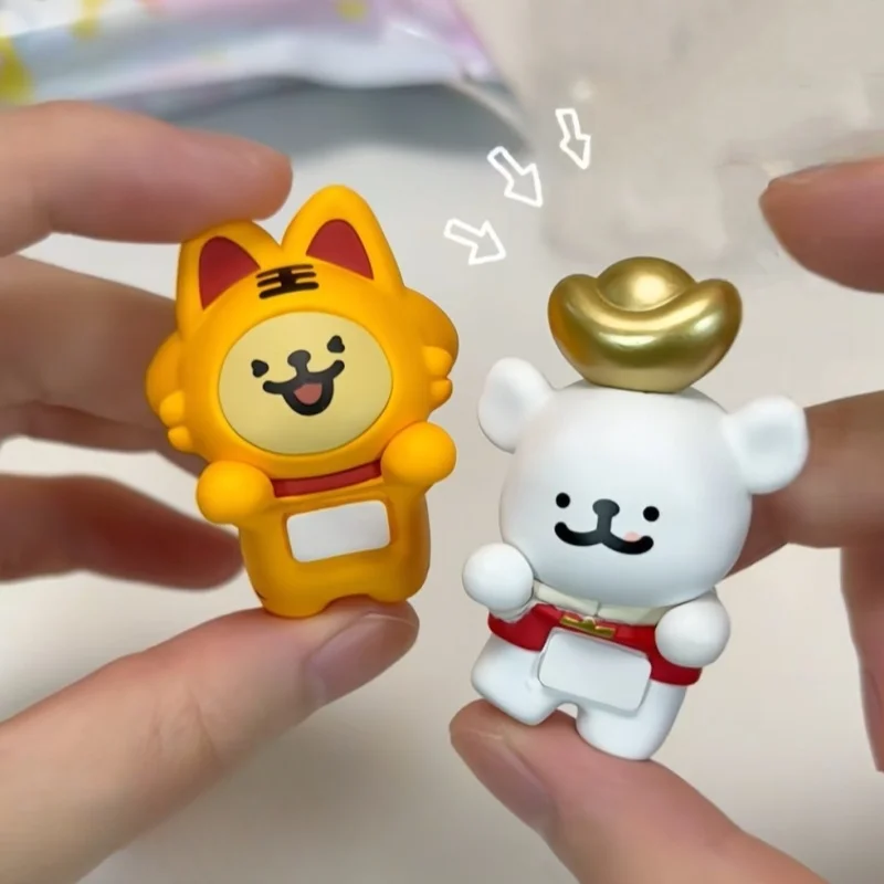 

Новая оригинальная линия собаки мальтийская забавная вечеринка серии слепая коробка настольная паста орнамент мобильный телефон компьютерные аксессуары игрушки подарок