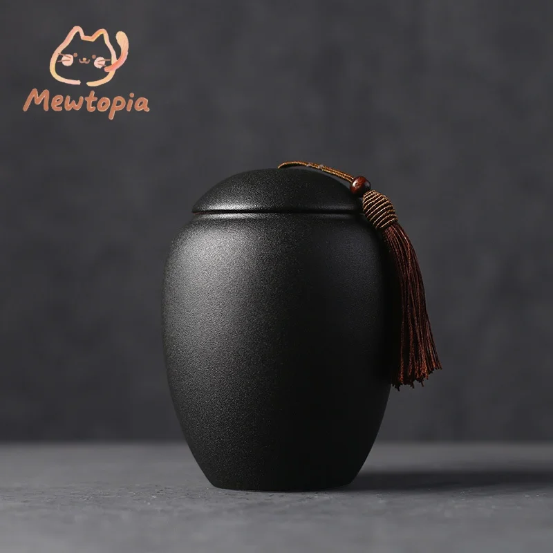 Black Ceramic Pet Urn Fine Frosted Black Appearance Family Pet Ashes Placement Memorial Jar Rabbit Cat Dog Ashes Coffin