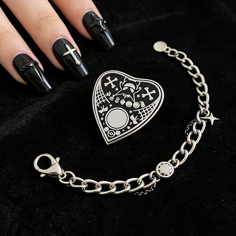 Magisches Ouija-Brett Cartoon-Emaille-Brosche Geister Halloween-Geister-Pin Abzeichen für Spielfans Niedliche Horror-Accessoires – Detail 5