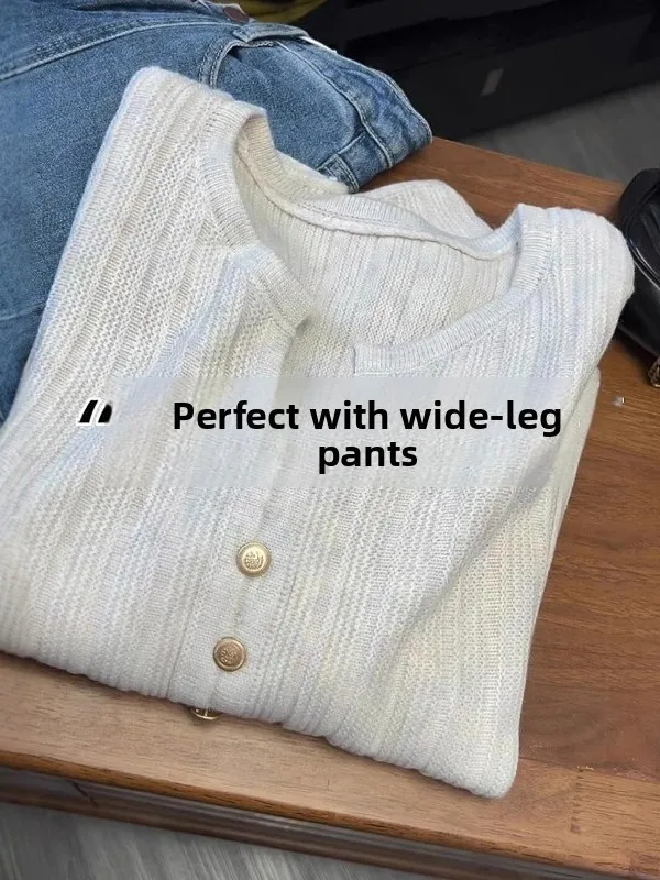 

Женский топ больших размеров с V-образным вырезом, уникальный вязаный базовый слой, весна 2026, дизайн для коррекции живота, мягкий трикотаж, повседневная одежда