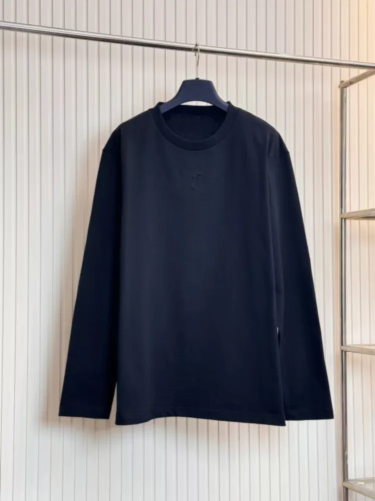 

Versatile Long Sve T-irt Crew Ne Pullover Loose Base Layer Top for Men And Women Spring 2026 Faion Letter Emed D...