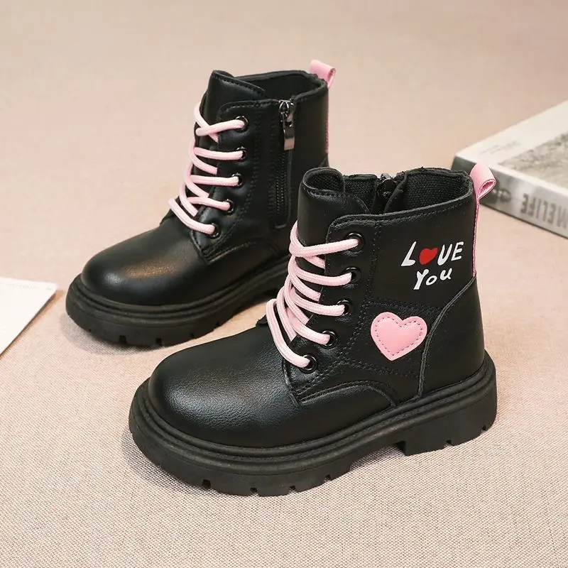 Girls Autumn Winter Short Boots 2026 Winter Collection Popular Heart Design Fashion Boots Non Slip Lightweight