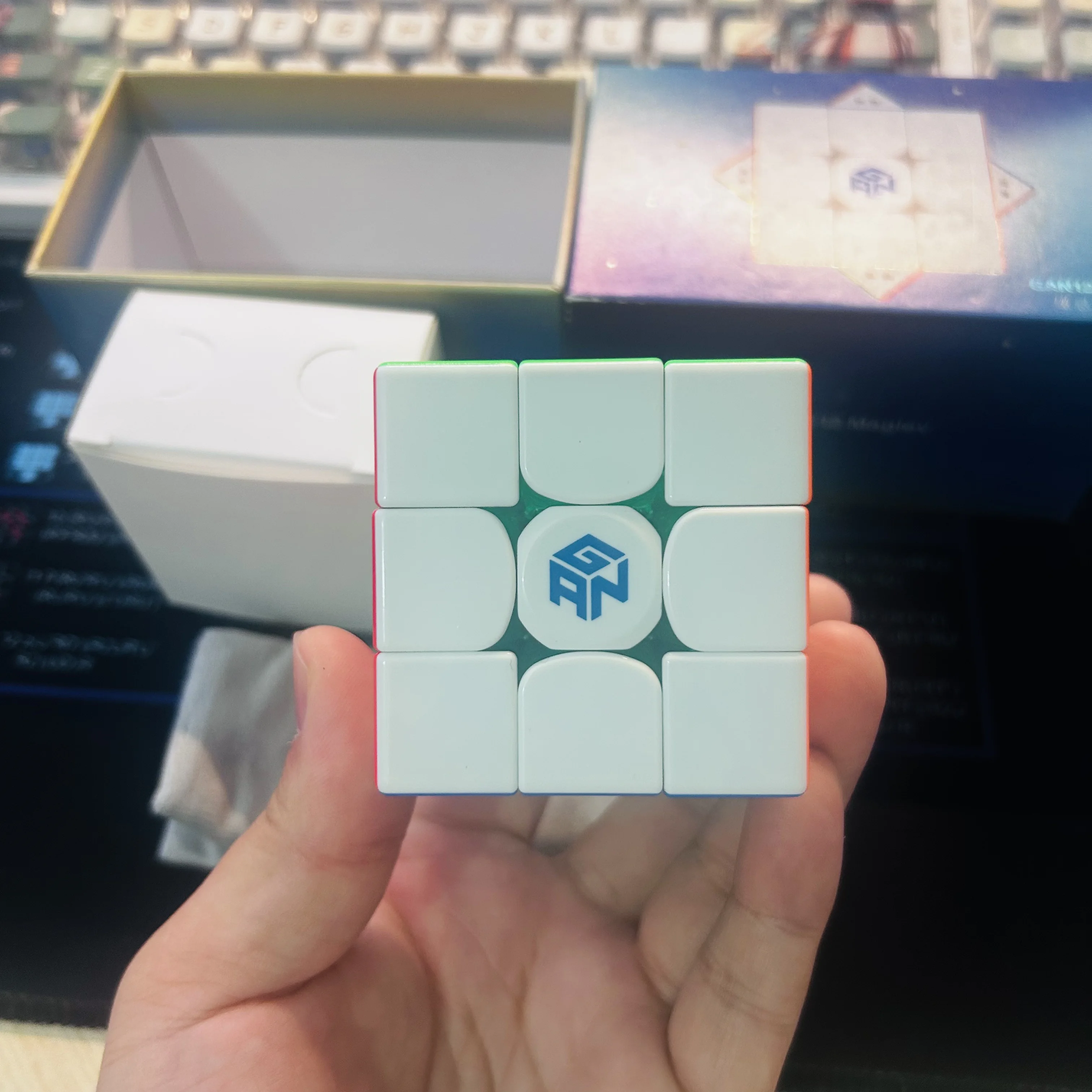 限定版 Gan12 Maglve UV 3x3 キューブ DIY 応援コア Gan 3x3x3 マジックキューブ Speedcube プロフェッショナルマジックキューボパズルおもちゃ