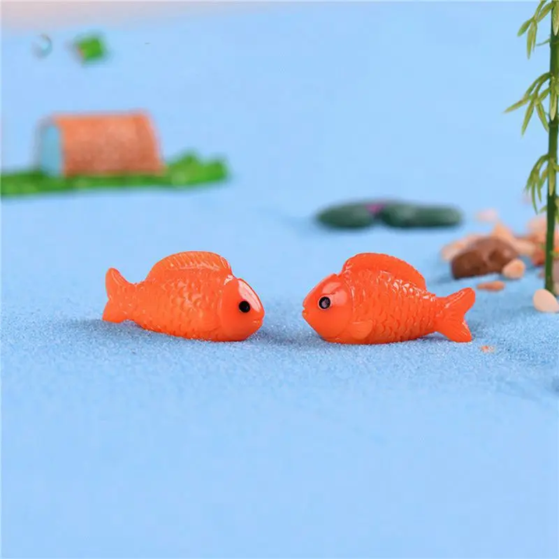A02M-40Pc/Lot Red Fish Miniature Figures Decorative Mini Fairy Garden Animals Moss Micro-Landscape Ornaments Resin Baby