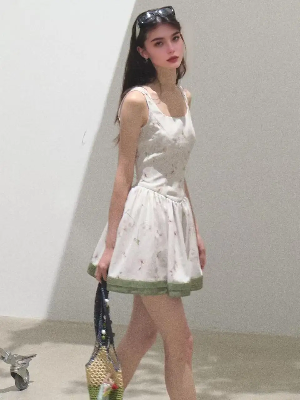 A Sleeveless White Floral Print Dress with A Petite Country Style for Children in 2025 Is A Popular Hit This Year