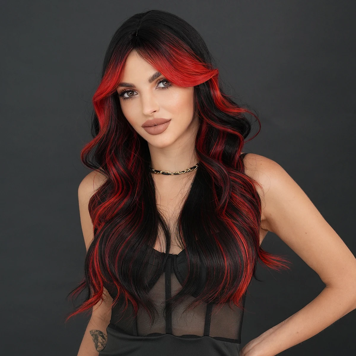 Long Body Wave Black Ombre Red Wig for Women Daily High Density Synthetic Middle Part Wavy Highlight Red Wigs with Curtain Bangs