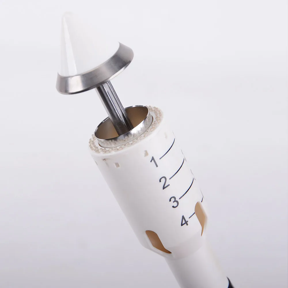 痔核用使い捨て円形ホッチキス,名前