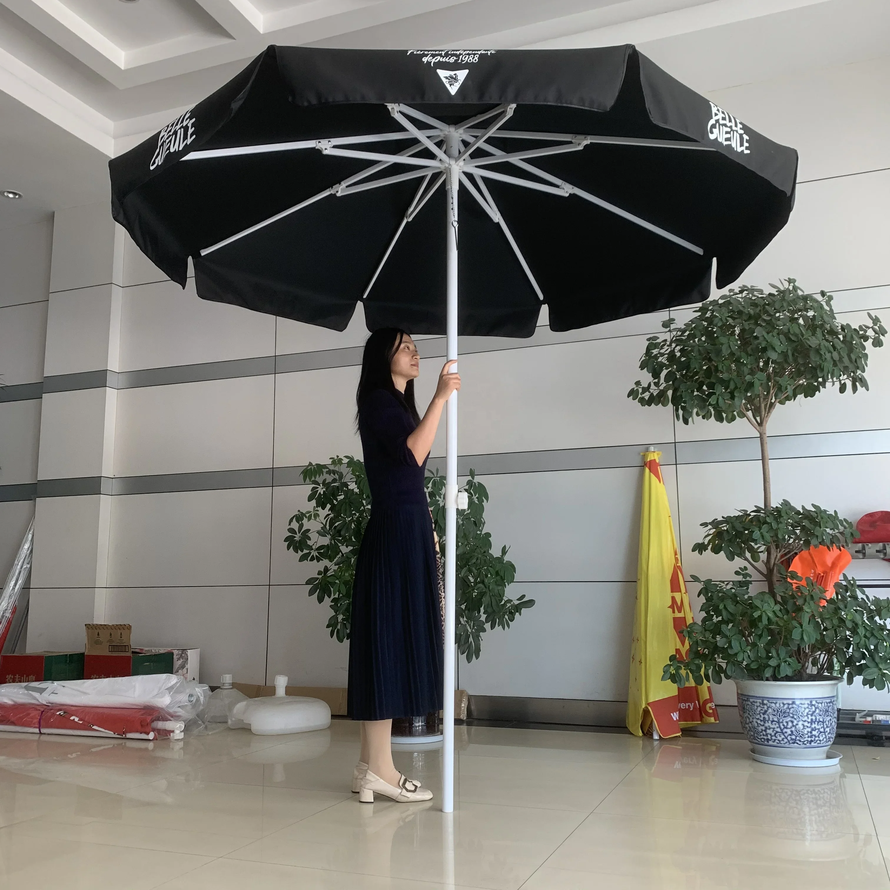 

Outdoor round square large patio umbrella garden umbrella beer drink bar parasol