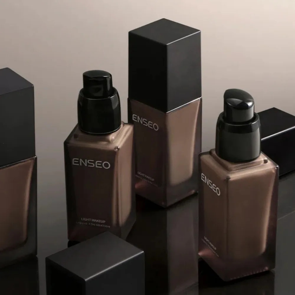 New 30ml Liquid Foundation Natural Lightweight Face Concealer Waterproof Long-lasting Brightening Cream Powder Makeup