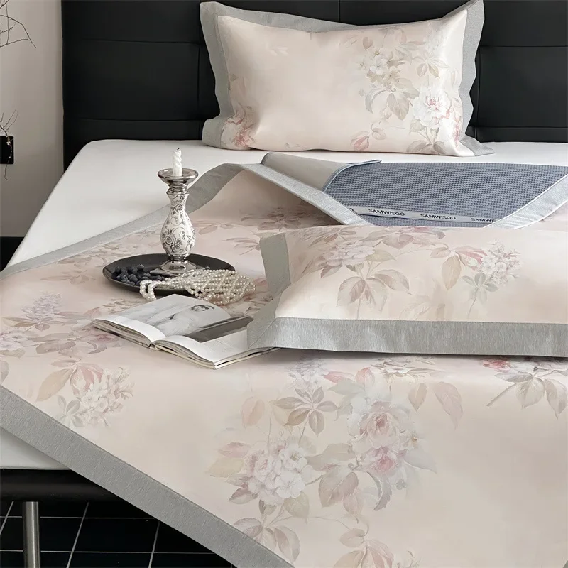 Wysokiej jakości, antybakteryjna mata z jedwabiu lodowego, styl narodowy, kwiaty, możliwość prania w pralce, chłodna mata z rattanu lodowego.