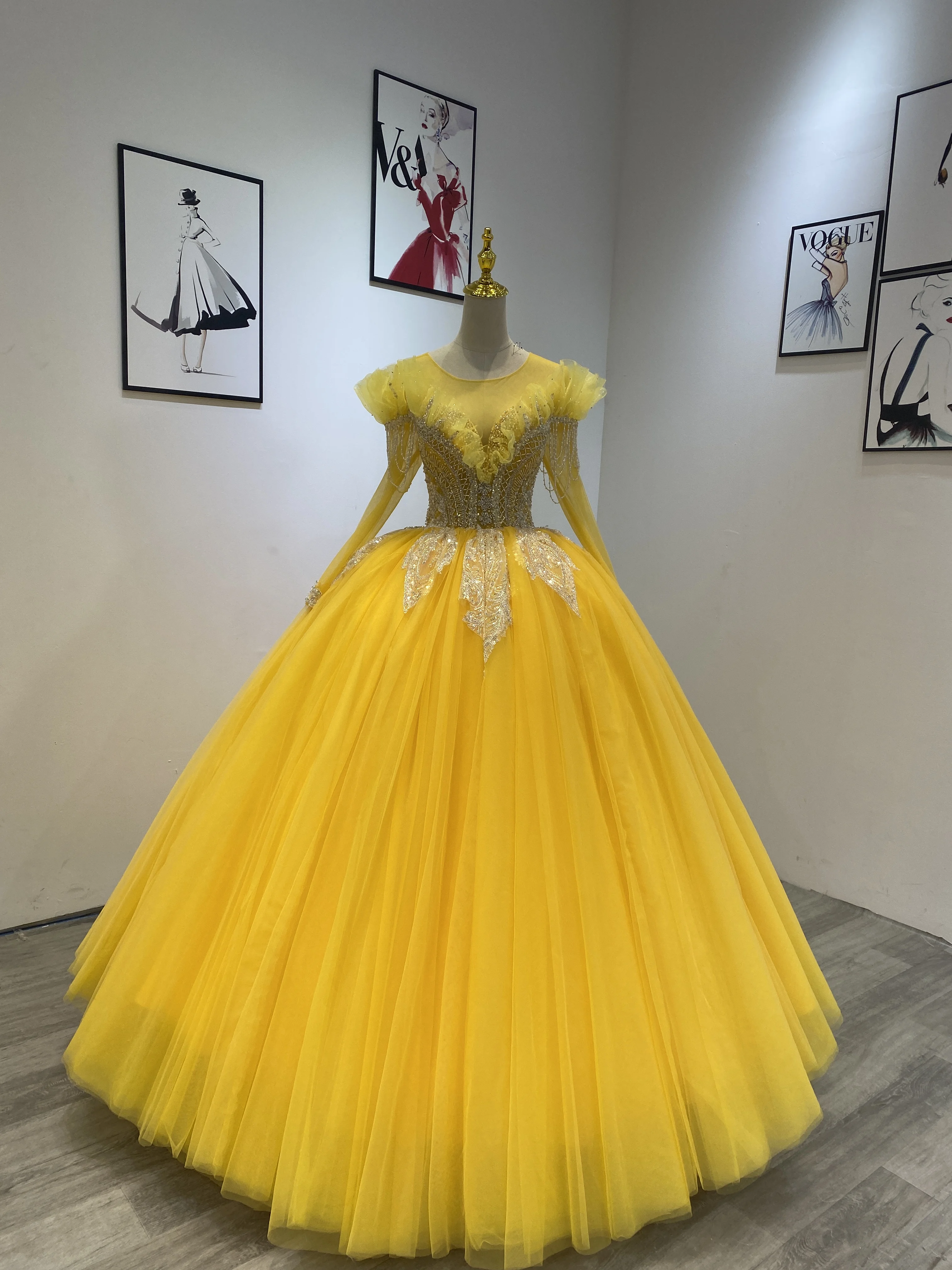 Gorgeous Prom Dresses Formal Occasion Jewel Art Neck Tulle Long Sleeves Applique Beads Pearl Chain Custom Made فساتين السهرة