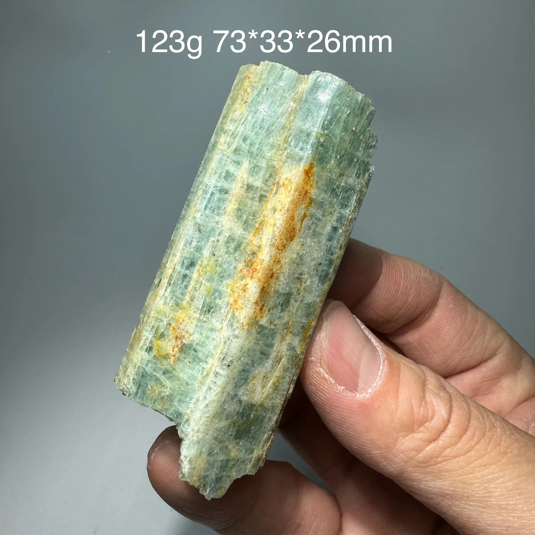 

Натуральный мадагаскарский аквамарин, необработанный кристалл, лечебный камень, декор для дома