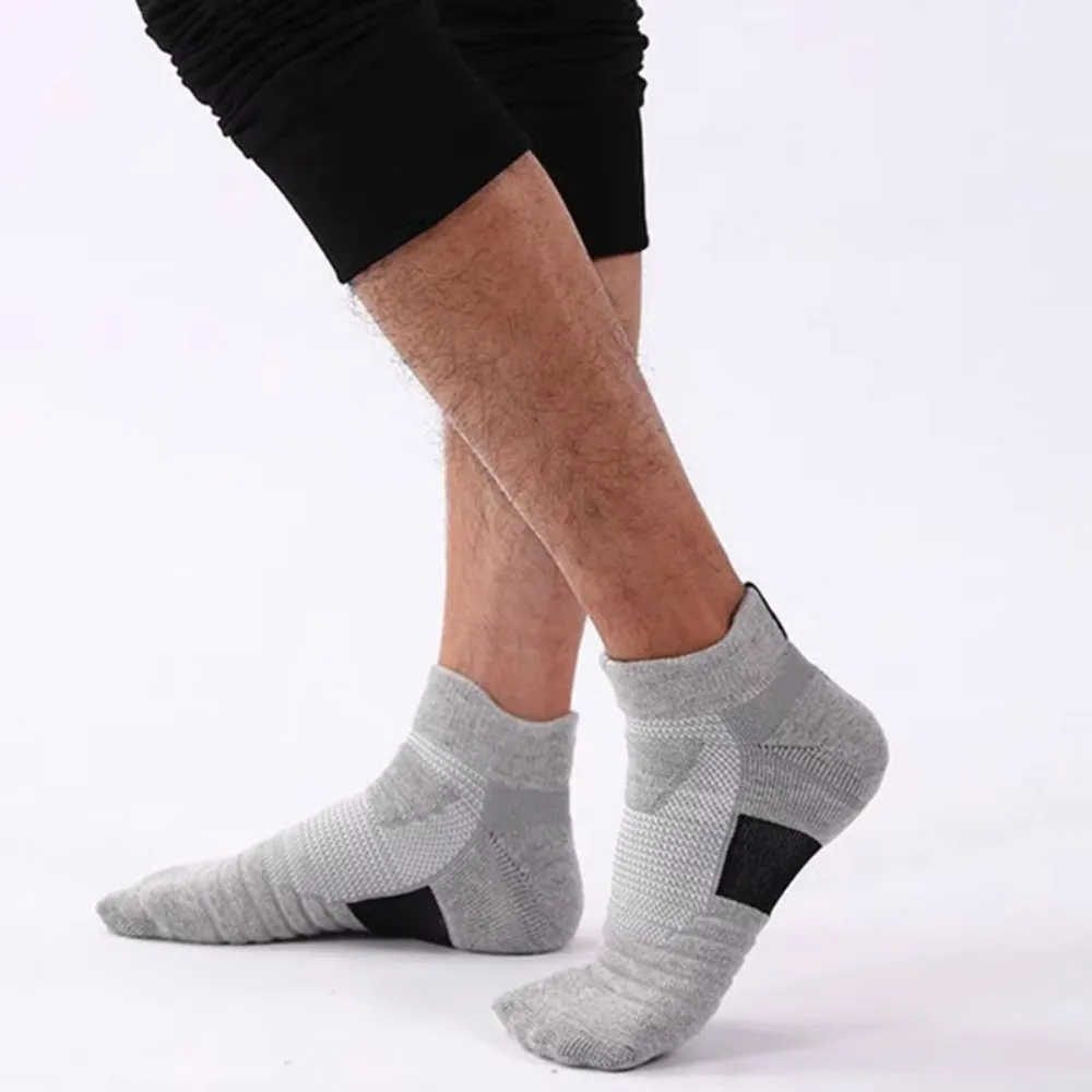 Novo algodão meias de futebol respirável anti-deslizamento meias de futebol engrossado tubo curto ciclismo meia masculina