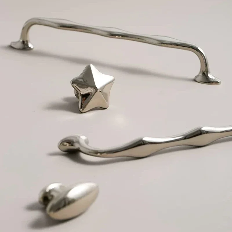 Highend Minimalist Drawer Pulls Titanium Silver Solid Brass Irregular Furniture Handles Glossy Silver Kitchen Furniture Handles