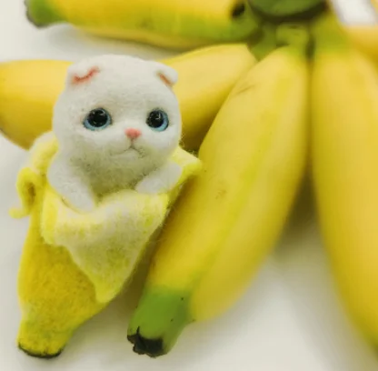 Banana Kitty Roll  wool felt needle felting decoration craft needlecraft DIY gift idea