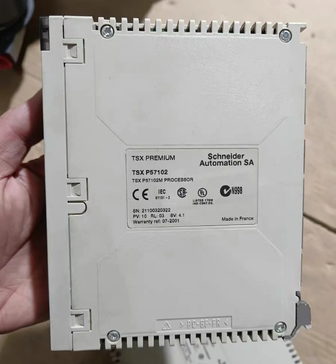 Second-hand TSXP57102  module in good working condition