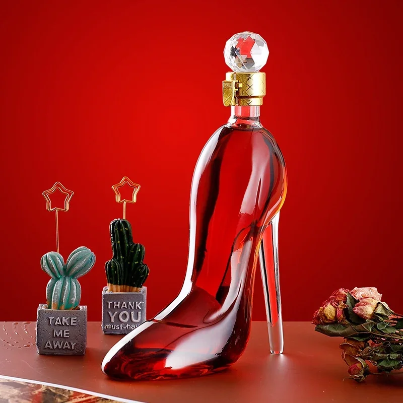 High Heels Fire Extinguisher Red Wine and Whiskey Sparkling Glass Bottle Thickened Sealed Jar for Wholesale