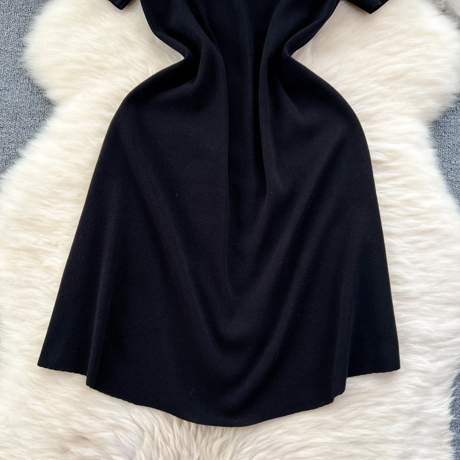 ชุดเดรสถักสีเหลืองแบบเย็บปะติดปะต่อกันชุดเดรสมินิเซ็กซี่แฟชั่นยืดหยุ่นสำหรับงานปาร์ตี้หรูหรา vestidos เปิดลงปกเสื้อผ้ากุลสตรีสุดชิคฤดูร้อน