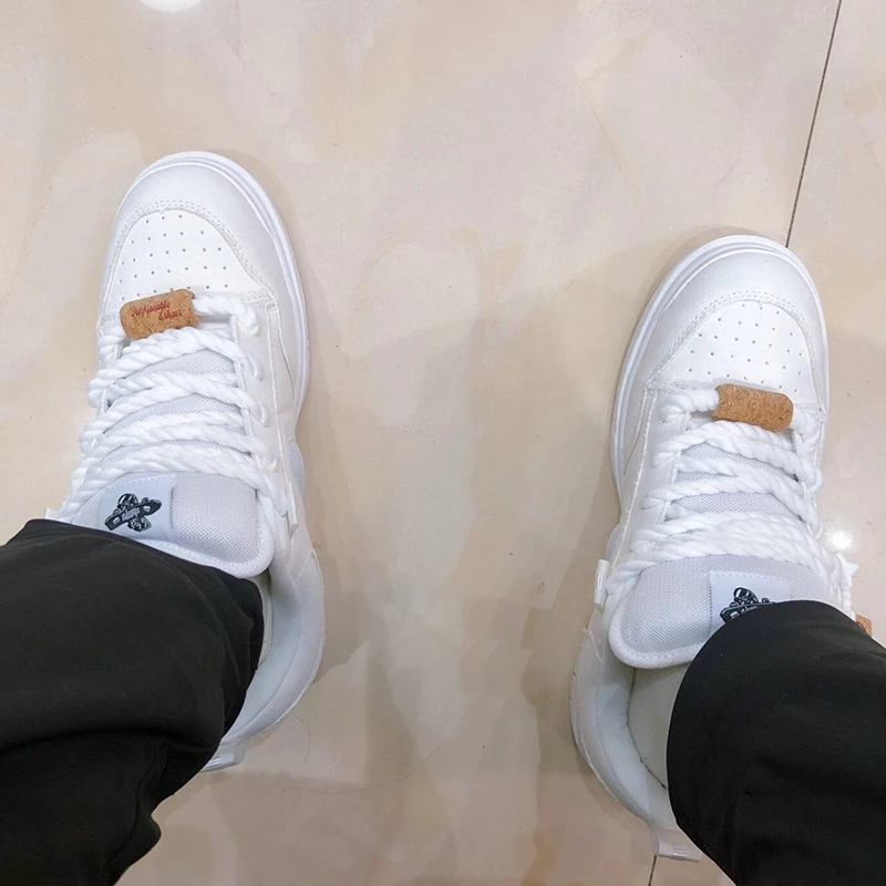 Simple White Sneakers for Couples, Thick-Soled White Loafers, Large Size Shoes for Men, Suitable for All Seasons, Casual Shoes, Versatile Casual Sneakers