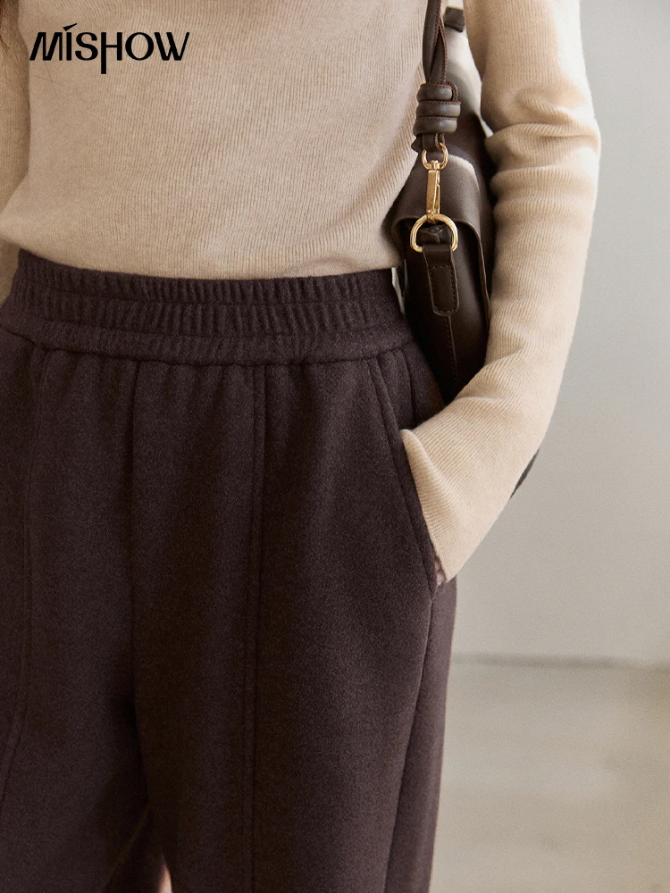 MISHOW ارتفاع الخصر بنطال ذو قصة أرجل واسعة للنساء 2025 الشتاء عادية فضفاض سميكة الصوف الدافئة متماسكة السراويل مستقيم بنطلون MXE92K1127
