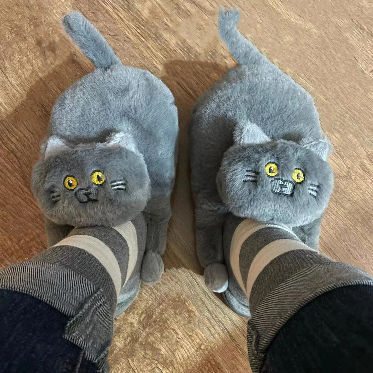 

Cartoon Funny Cat Shorthair Plush Slippers for Women Men Indoor Home Soft Fluffy Slides Mules Bedroom Slipper Shoes