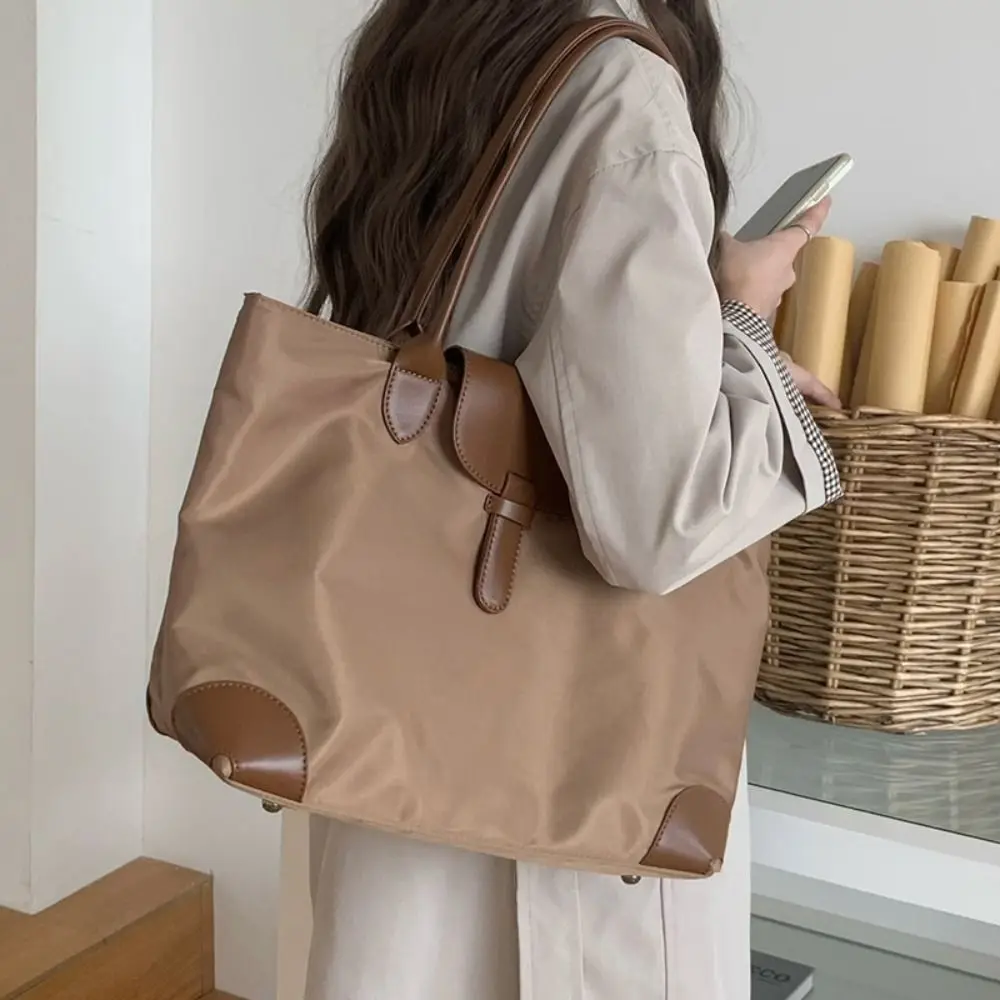 

Portable Casual Nylon Shoulder Bag Zipper Korean Style Nylon Cloth Tote Bag Lightweight Large Capacity Handbag Vacation