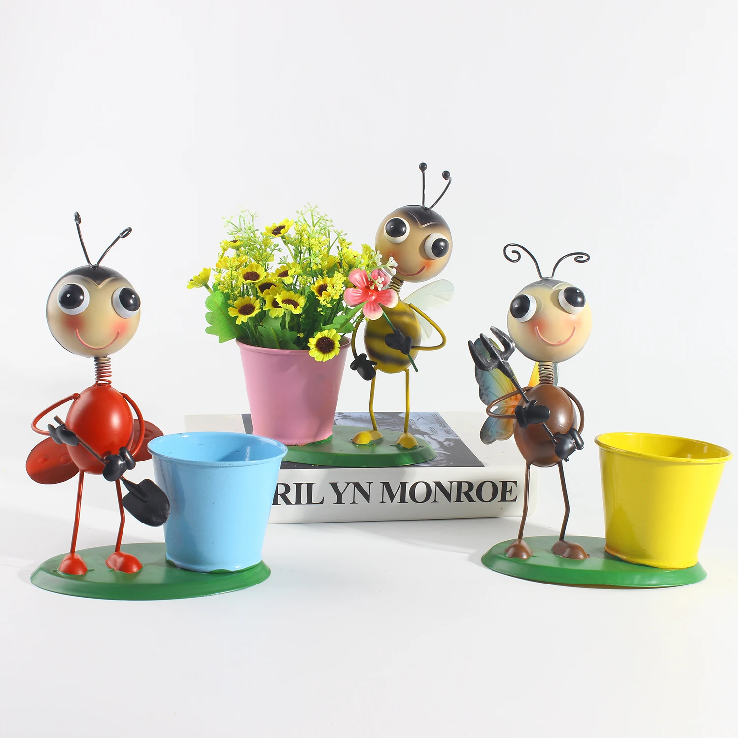 Ferro Crafted Inseto Flower Pot titulares com Ant Design, Novidade Jardim Planta Vaso Display, Caneta ao ar livre Titular, Metal Art Bug