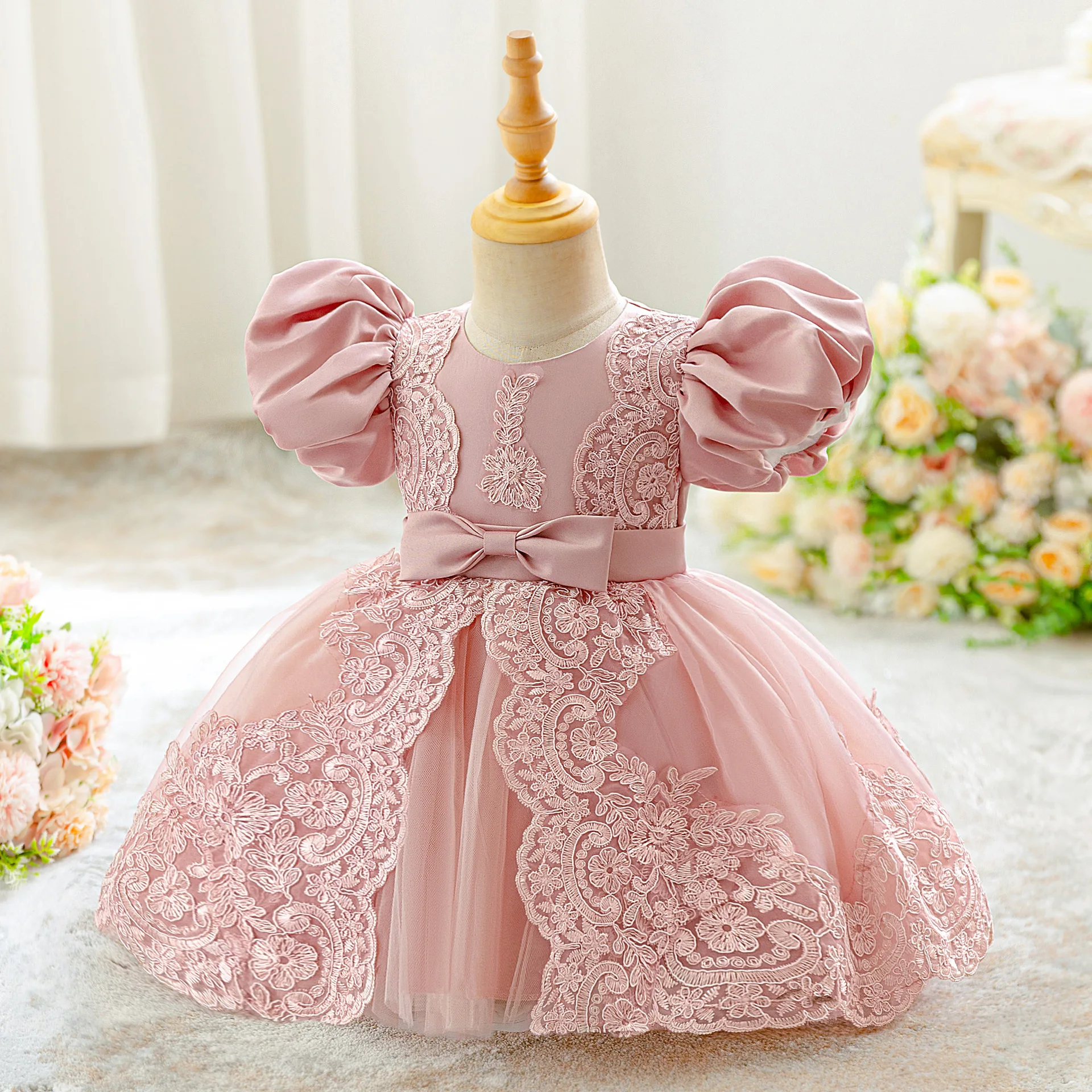 Meninas puff mangas rendas bordado vestido de princesa para a criança crianças aniversário batismo pageant cerimônia festa de casamento vestido inchado