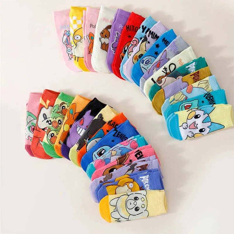 6/12 Paar neuartige und interessante Pokémon-Familien-Cartoon-Anime-Muster für Männer und Frauen, lässige Outdoor-Paar-Socken – Detail 4