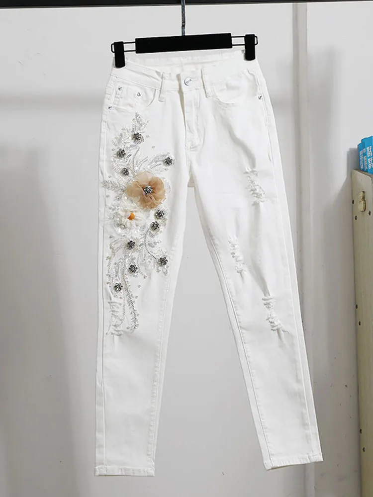 Women Stretch Jeans White Flower Beaded Girls Ripped Jeans for Mom Sexy Skinny Denim Street Casual Pencil Pants