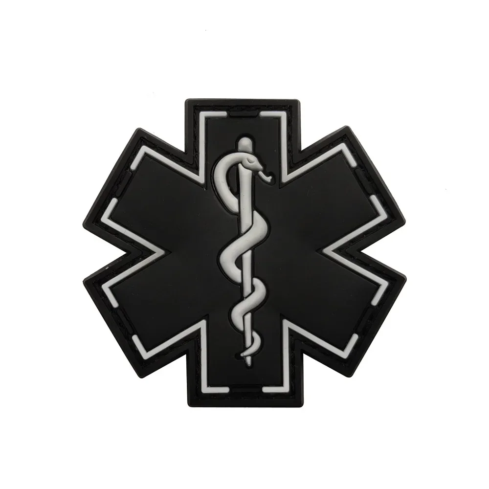 Toppe militari tattiche con teschio in PVC distintivi decorativi per ricamo croce medica riflettente EMT Ir paramedico