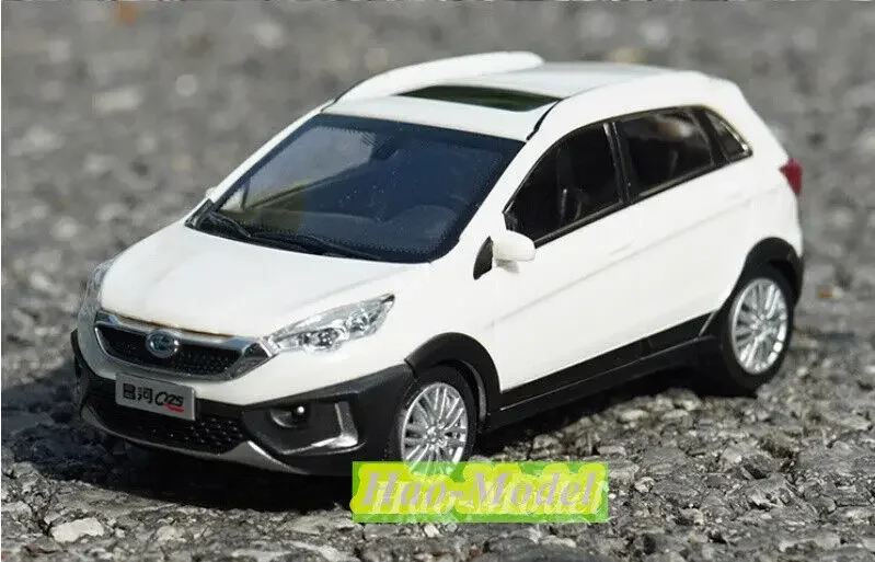 1:43 For Q25 Q35 SUV Model Car Alloy Diecast Metal Toys Boys Birthday Gifts Hobby Display Collection Ornaments White/Orange