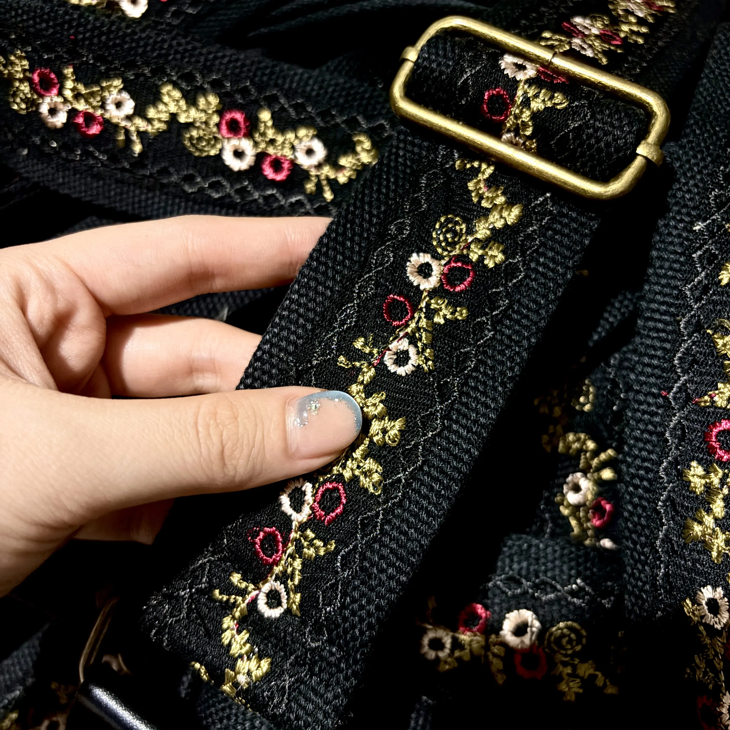Handmade Embroidered Guitar Strap Vintage Thick Leather Electric Bass Guitar Straps