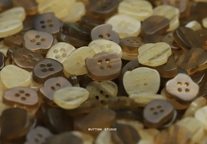 10pcs/LotSize:11mm Various shapes resin Buttons fashion Button knitted cardigan decoration Accessories Sewing(KK-4092)