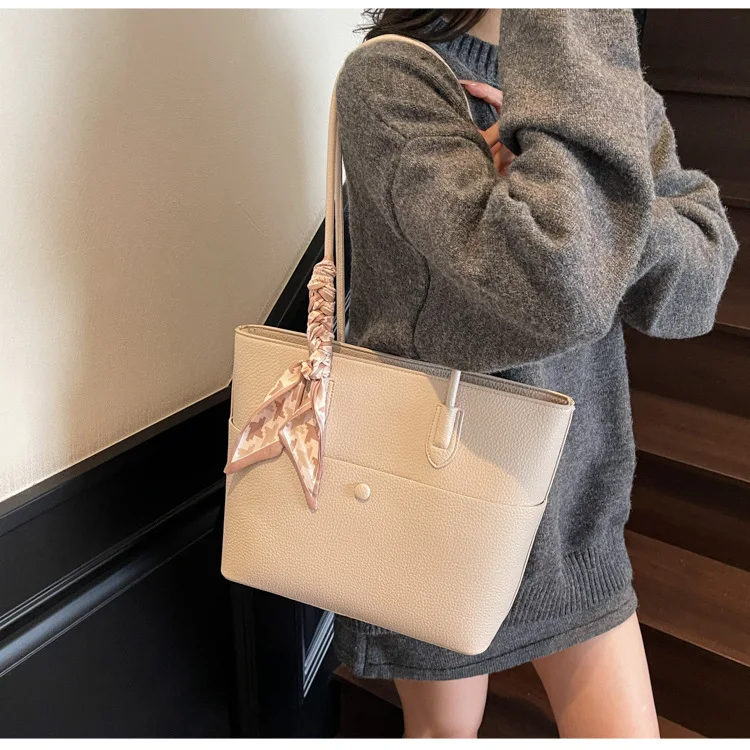 

New Large Capacity Mother and Child Bag, Retro Solid Color Silk Scarf Handbag, Daily Commuting Tote Bag for Women