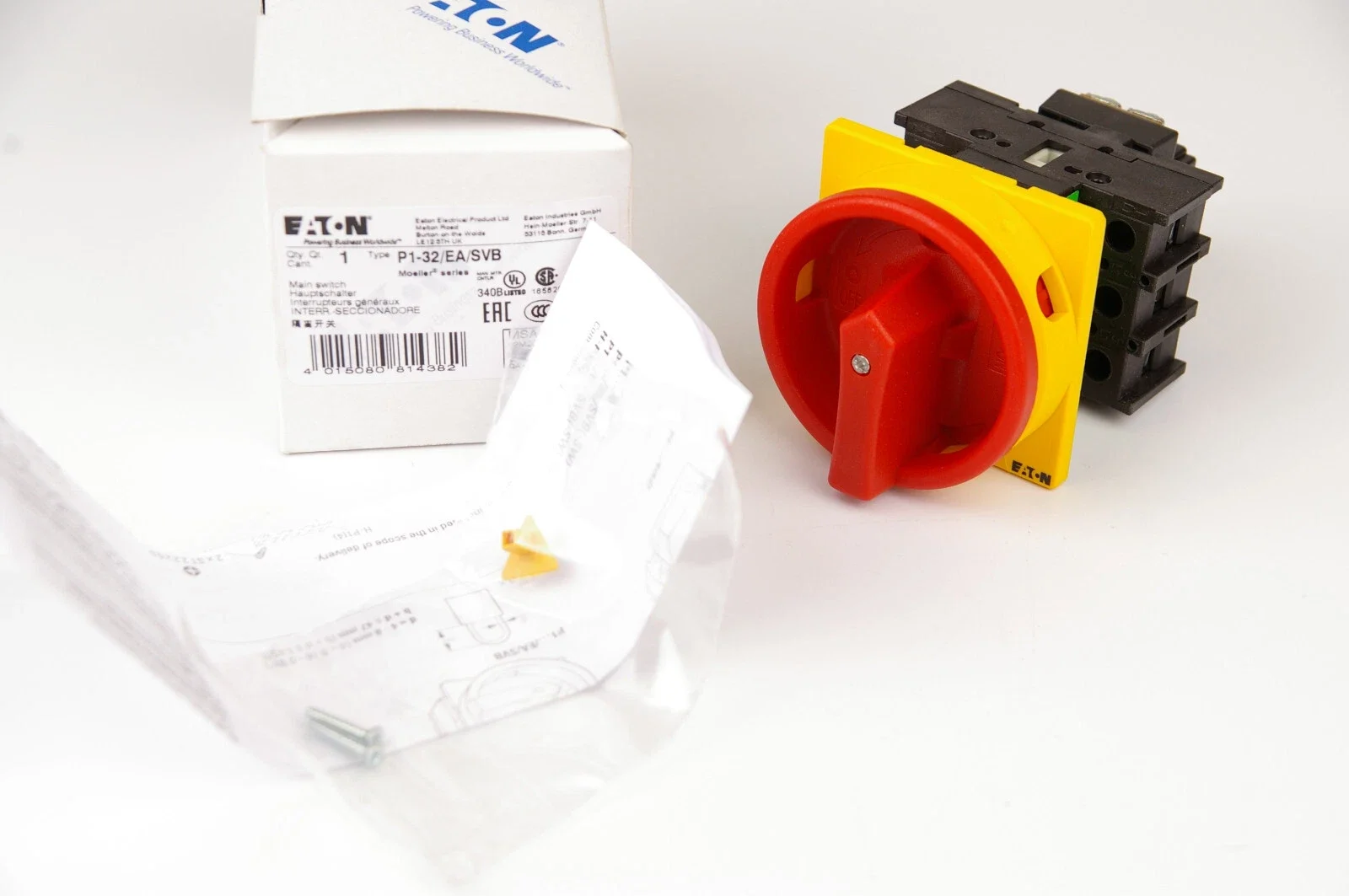 P1-32/EA/SVB 081438 Main switch, P1, 32 A, flush mounting, 3 pole, Emergency switching off function