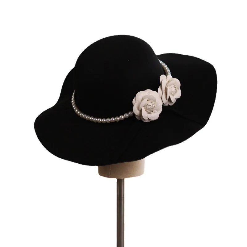 

French Hepburn Style Black Top Hat Elegant Pearl Flower Wedding Photo Fashionable British Hat